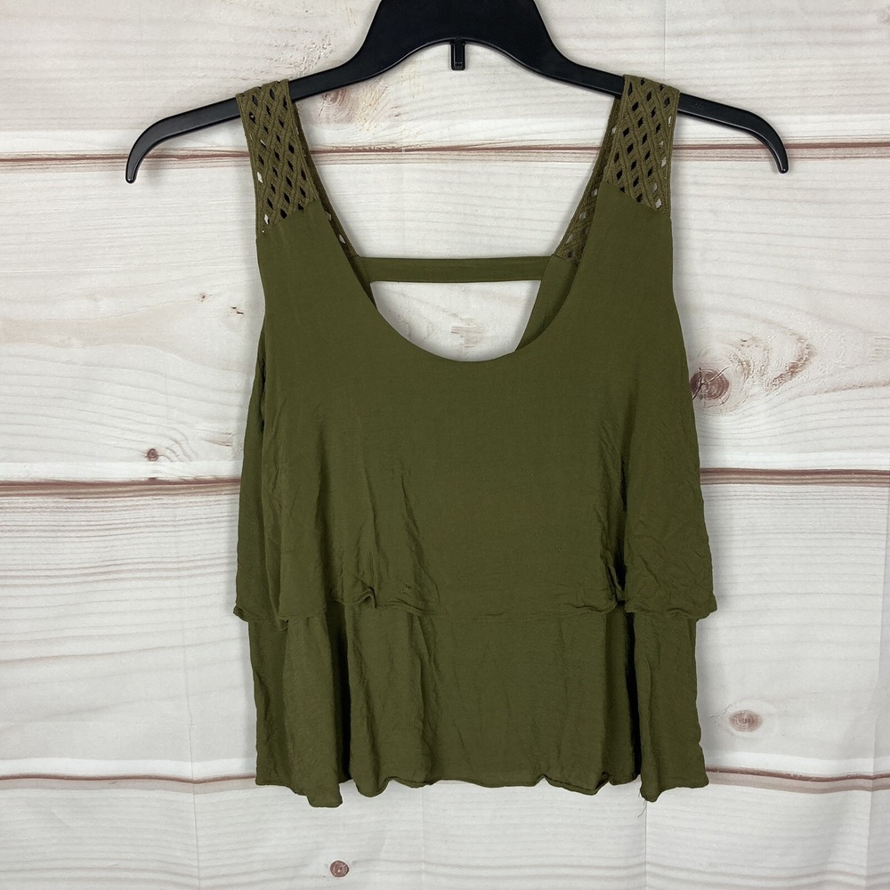 HD In Paris Top Womens 2 Green Sleeveless Tank Crochet Shoulder Scoop Neck Layer